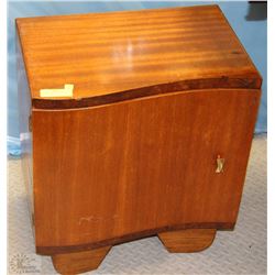 "S" STYLE CABINET 13"X19"X22"H