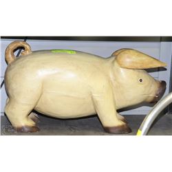 LARGE HEAVY PIG 22 L X 10 H