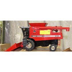 SCALE MODEL JOSEPH ERTL MASSEY FERGUSON 9790