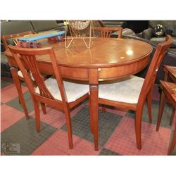 SOLID WOOD TABLE WITH 4 CHAIRS