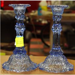 PAIR OF BLUE PATTERNED CANDLESTICKS