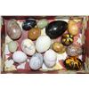 Image 1 : LOT OF 12 COLLECTIBLE MARBLE EGGS