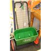 Image 1 : SCOTTS LARGE GARDEN SPREADER