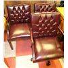 Image 1 : 1 SWIVEL BASE OFFICE ARM CHAIR AND 2 SIDE CHAIRS