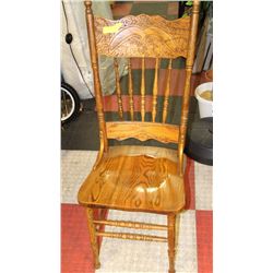 SET OF FOUR OAK CHAIRS