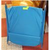 Image 1 : BLUE FOLDING SUN BATHING LOUNGER