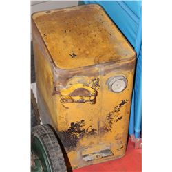 VINTAGE NORTHWESTERN MOTORS TRACTOR GAS TANK