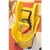 Image 1 : RUBBERMAID COMMERCIAL MOP BUCKET