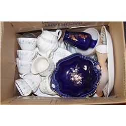 ESTATE BOX WITH ASST. DISHES AND MYOTTS STAFFORDSE