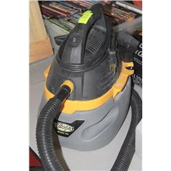 STINGER WET/DRY VACUUM