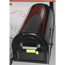 AUTHENTIC U.S MAIL MAILBOX WITH SIGNAL FLAG  AND