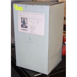 PARTYLITE CHRISTMAS TREE MUSIC BOX