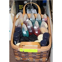 NEW AVON BASKET WITH 10 SHOWER GEL 6 TALC,4 BLACK