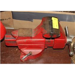 BENCH VISE