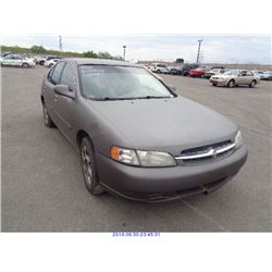 1998 - NISSAN ALTIMA