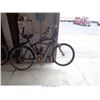 Image 6 : 5 - MOTORIZED BIKES