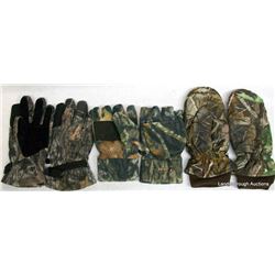 SIX PAIRS OF CAMO GLOVES