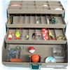 Image 1 : BOX LOT FISHING EQUIPMENT