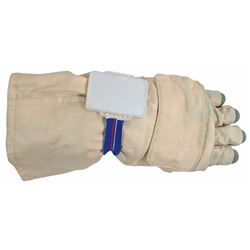 MIR EO-9 Glove: Anatoli Artsebarski