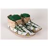 Image 5 : Sioux High-cuff Fully Beaded Man's Moccasins, 11" long