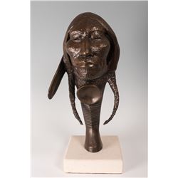 Allan Houser, bronze