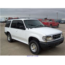 2000 - FORD EXPLORER, SCRAP, U.S. DEALER ONLY