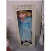 Image 1 : SEYMOUR MANN CONNOISSEUR COLLEC. 15" PORCELAIN DOLL-BETSY SIGNED