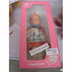 HAPPY PASTIME 11" HUMMAL DOLL 364/20000
