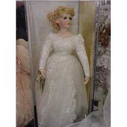 COURT OF DOLLS, "THE BRIDE",28", 3722/5000