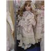 Image 1 : GUILD COLLECTION VICTORIAN 1997 27" P LOVELESS 333/2000 PORC. DOLL