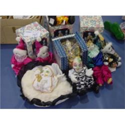 MISC MINI COLLECTABLE CLOWNS