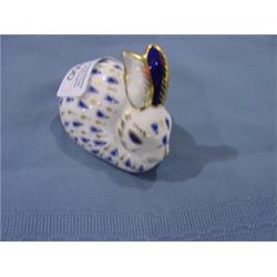 ROYAL CRN DERBY ENGLISH BONE CHINA HAND PAINTED BUNNY