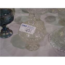 SM COVERED PRESSED GLASS CANDY DISH