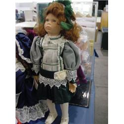MARLENA NEILSEN 24" "SKY" MRKD 234/2000 IN 1993 NO CERT/NO BOX