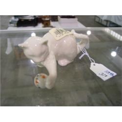 LENOX CAT W/BALL & BOX