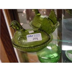 CHICKEN DESIGN GREEN DEPRESSION GLASS BEADED DISH