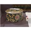 Image 1 : CERAMIC POWDER BOX W/LID