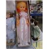 Image 1 : 29" THE BRIDE-A SINGING/TALKING DOLL IN BOX WORKING