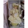 Image 1 : ILLUMINATED PORCELAIN DOLL W/PARISOL-YELLOW