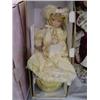 Image 1 : ILLUMINATED PORCELAIN DOLL W/PARISOL-PINK