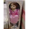 Image 1 : THE BROADWAY COLLECTION 18" PORCELAIN WIND UP MUSICAL DOLL