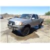 Image 2 : 2001 - TOYOTA TUNDRA