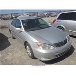 2004 - TOYOTA CAMRY