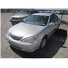 Image 2 : 2004 - TOYOTA CAMRY