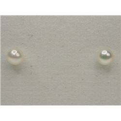 14KT GOLD FRESH WATER PEARL EARRINGS.