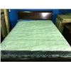 Image 1 : QUEEN SIZED SEALY OPTIMUM POSTUREPEDIC MATTRESS & BOX SPRING SET