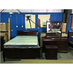 QUEEN SIZED CHERRY FINISH 4 PIECE BEDROOM SUITE - HEADBOARD, FOOTBOARD RAILS, 6 DRAWER