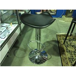 CHROME WITH BLACK LEATHER SEAT GAS LIFT BAR STOOL