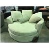 Image 2 : OFF WHITE UPHOLSTERED LARGE NEST CHAIR WITH 4 THROW CUSHIONS ( MINOR STAINS PLEASE VIEW)