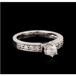 14KT White Gold 0.69 ctw Diamond Ring